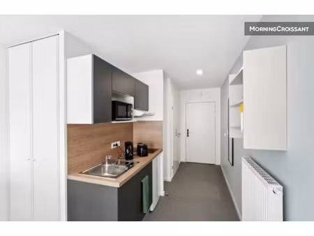 location meublée appartement 1 pièce 19 m² à lormont (33310)  550 €