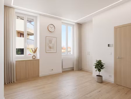dernier étage - appartement 35.35 m2 carrez - exposition sud