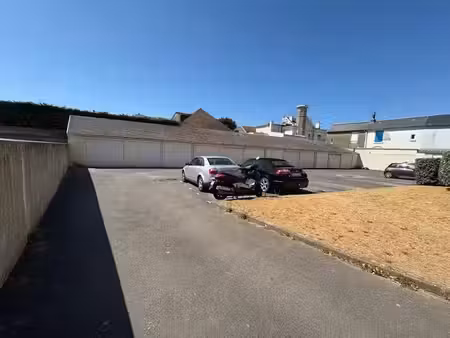 location parking à berck (62600)  105 €