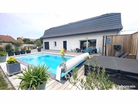 propriété 5 pièces 168 m²