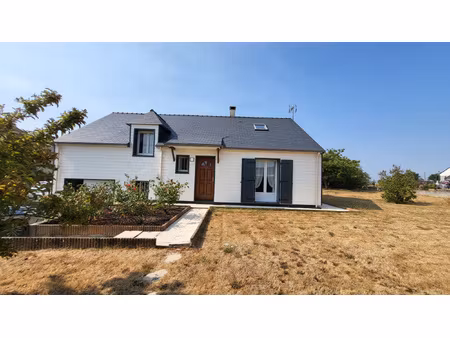 a 10 mn de saint mars la jaille  maison trois chambres  bure