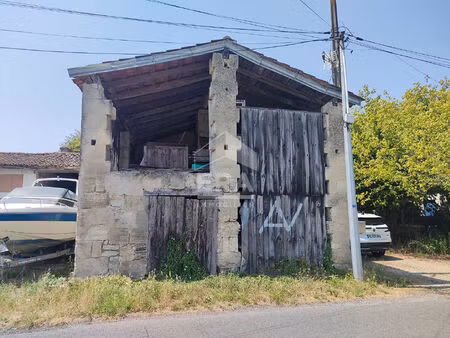 maison à vendre à saugon - 10 pièces  137 m²  terrain 724 m²