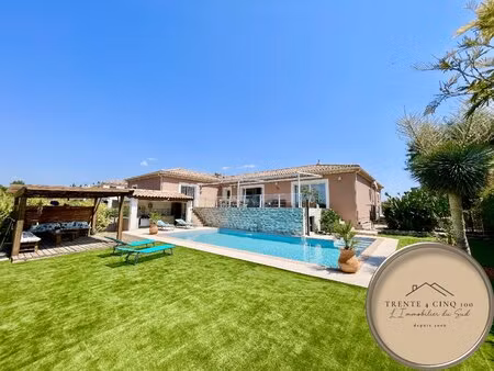 villa