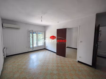 appartement t2 31m2 1er étage sollies toucas