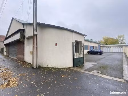 local commercial 1115 m² proville
