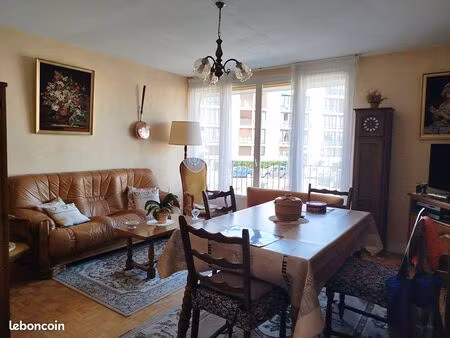 appartement 3 pièces 64 m²