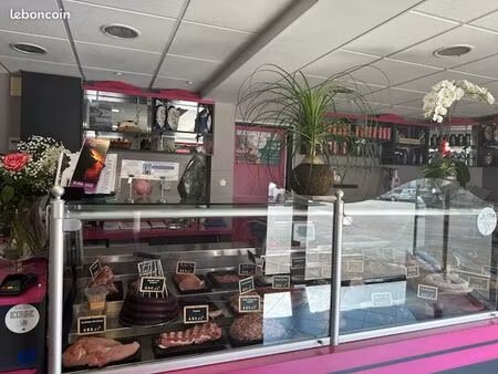 vente de l'ensemble: fonds de commerce et murs avec maison attenante
