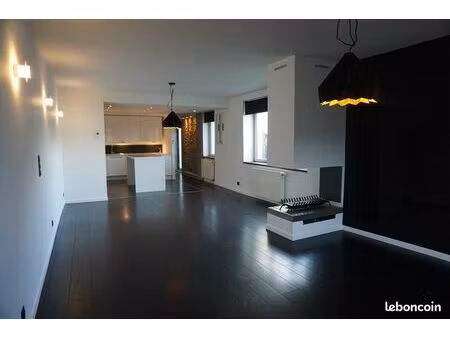 maison de ville entièrement rénovée