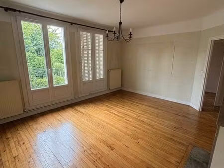 t3 hyper-centre 88 m² avec ascenseur