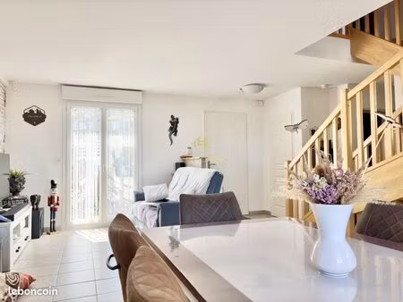 maison 6 pièces 117 m²