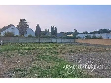 terrain constructible viabilisé à vendre
