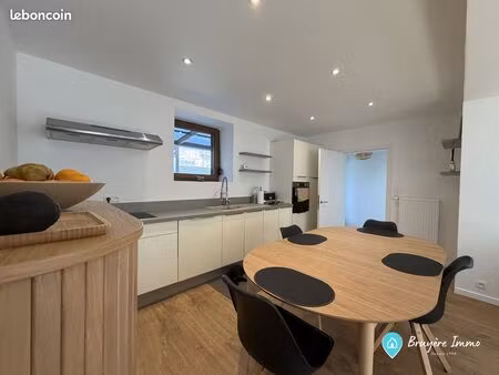 maison 6 pièces 162 m²