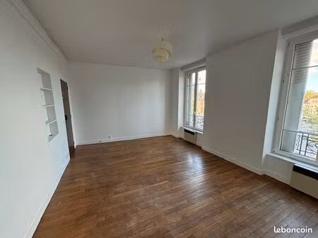 appartement 1 pièce 33 m²