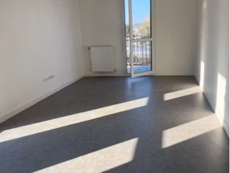 appartement 2 pièces 63m2