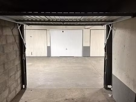 garage/box 12 m² beauvais
