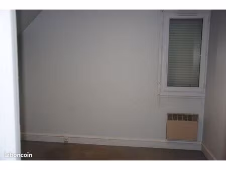 bureau disponible de suite 12 m2