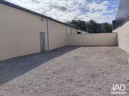 local 155 m² pontpoint