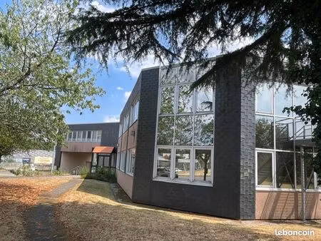 bureaux 480 m²
