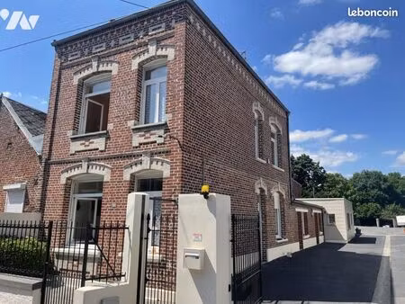 maison 10 pièces 154 m²