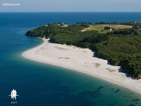 camping sur l'ile de groix vue et acces plage terrain 22 000 m²