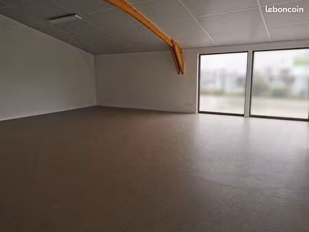 bureaux 78 m² theix-noyalo