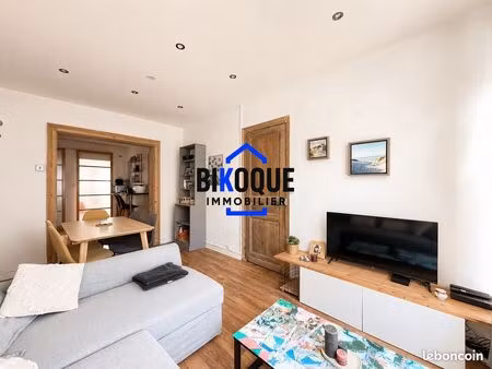 appartement 3 pièces 60 m²