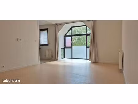 appartement 2 pièces 69 m²