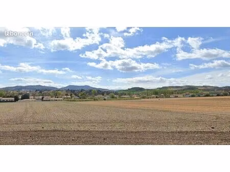 terrain 542 m² le cendre