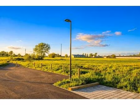 terrain constructible viabilisé à vendre