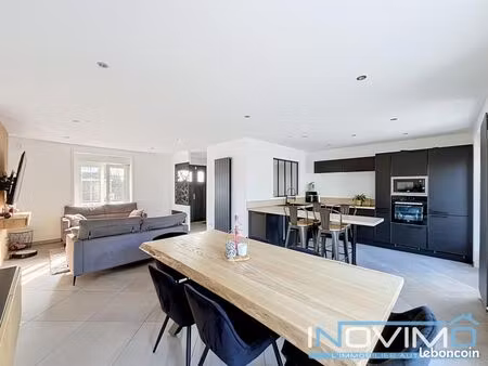 maison 5 pièces 82 m²