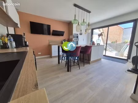 maison de ville 5 pièces 164 m²