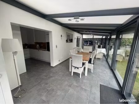 maison 6 pièces 140m2