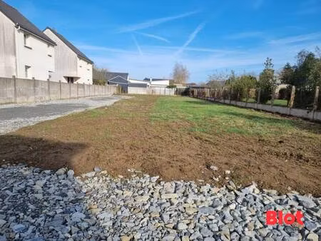terrain à vendre