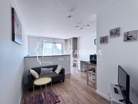 studio 1 pièce 30 m²
