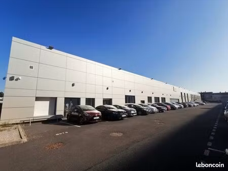 bureaux 1 034 m²