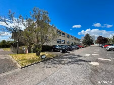 bureaux 2 513 m²