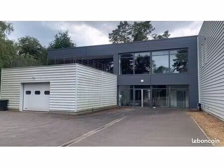local 1160 m² diesen