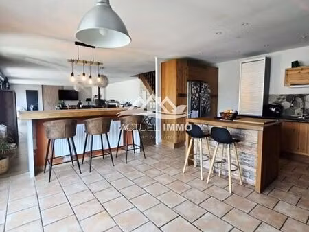 propriété 8 pièces 325 m²