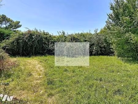 terrain constructible viabilisé à vendre