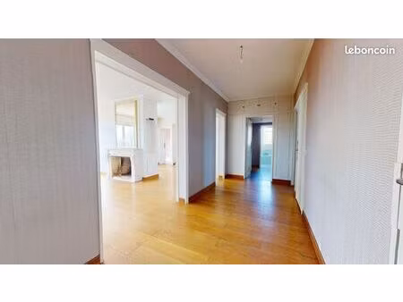 appartement 5 pièces 121 m²