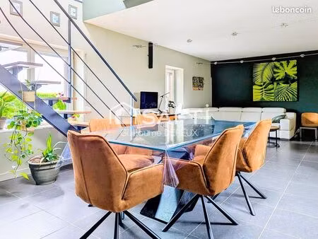 maison 7 pièces 164 m²
