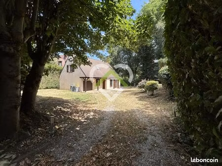 maison 6 pièces 105 m²