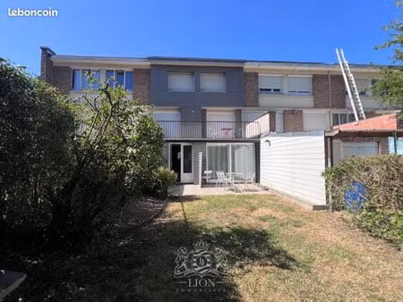 immeuble 8 pièces 130 m²