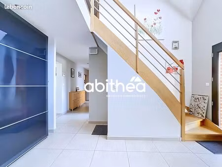 maison 6 pièces 214 m²