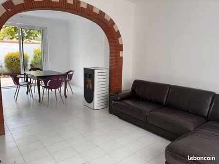 maison de ville entièrement rénovée et meublée - arrière gare