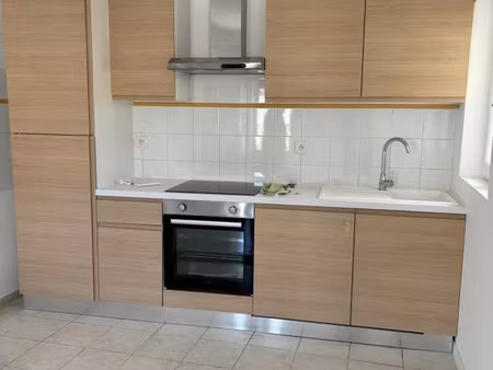 location appartement 2 pièces 35 m² à nîmes (30900)