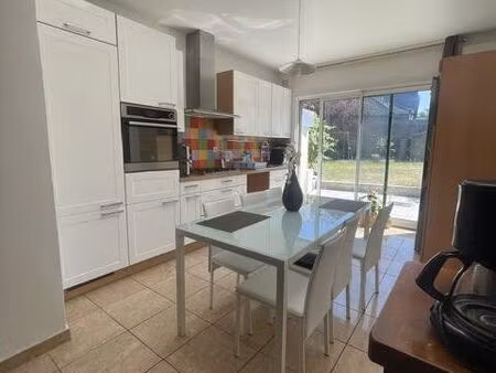 maison 5 pièces 140 m²
