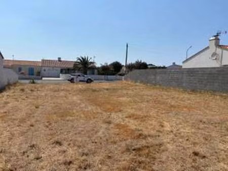 vente terrain à saint-hilaire-de-riez (85270) : à vendre / 447m² saint-hilaire-de-riez