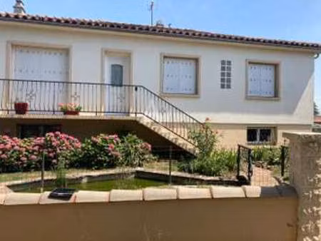 vente maison à fontenay-le-comte (85200) : à vendre / 83m² fontenay-le-comte