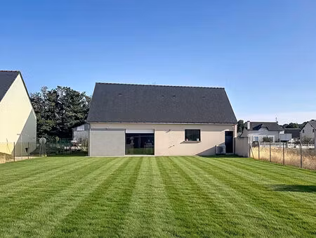 vente maison 4 pièces  99.00m²  vernoil